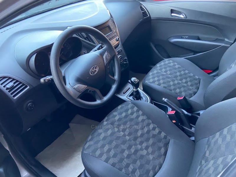 HB20 1.6 COMFORT PLUS 16V FLEX 4P MANUAL - 2017 - CANELA