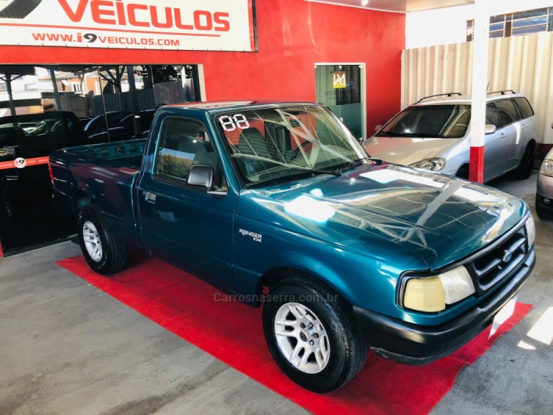 RANGER 4.0 XL 4X2 CS V6 12V GASOLINA 2P MANUAL - 1996 - CAXIAS DO SUL