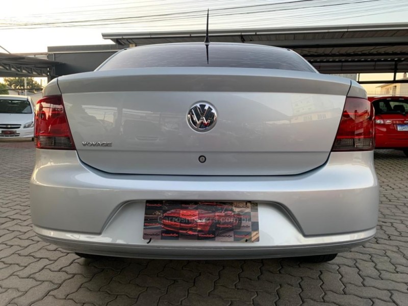 VOYAGE 1.0 MI 8V FLEX 4P MANUAL - 2011 - CAXIAS DO SUL