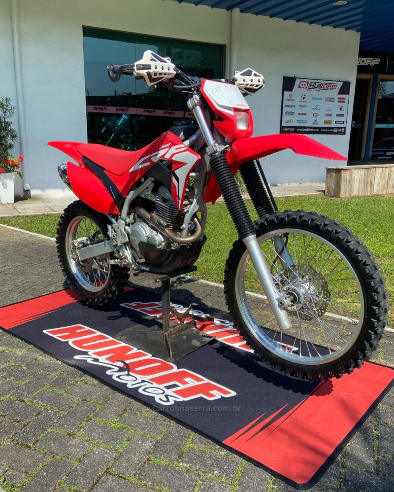 CRF 250F  - 2020 - FELIZ