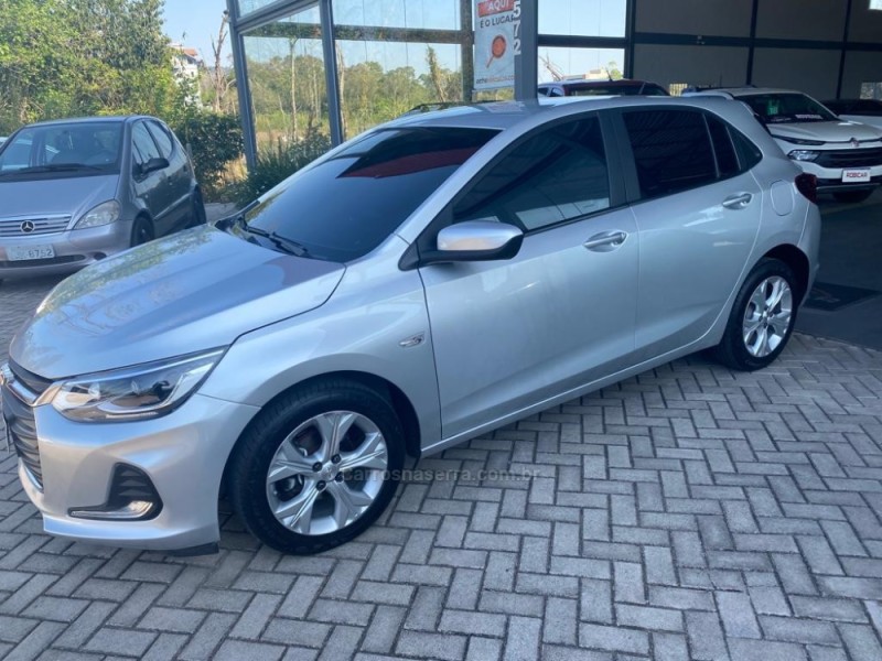 onix 1.0  lt 12v flex 4p manual 2020 feliz