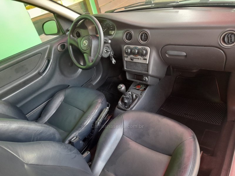 CELTA 1.4 MPFI SPIRIT 8V GASOLINA 2P MANUAL - 2005 - DOIS IRMãOS