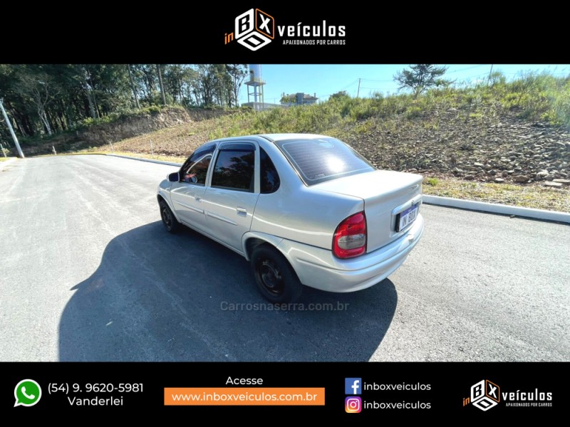 CORSA 1.0 MPFI MILENIUM II SEDAN 8V GASOLINA 4P MANUAL - 2002 - GRAMADO