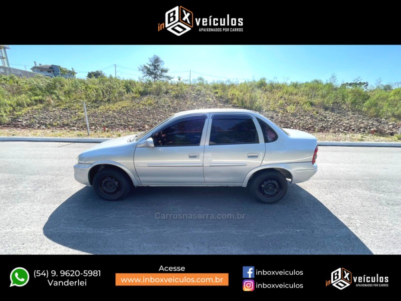CORSA 1.0 MPFI MILENIUM II SEDAN 8V GASOLINA 4P MANUAL - 2002 - GRAMADO
