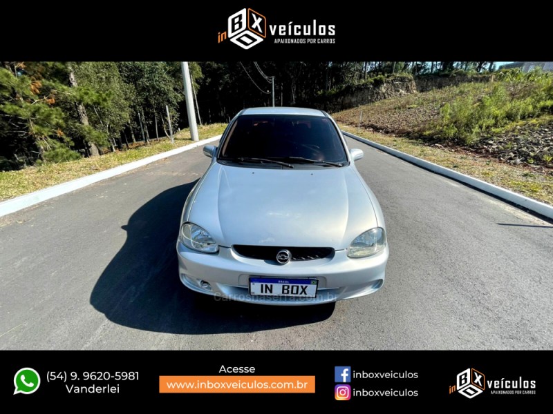 CORSA 1.0 MPFI MILENIUM II SEDAN 8V GASOLINA 4P MANUAL - 2002 - GRAMADO