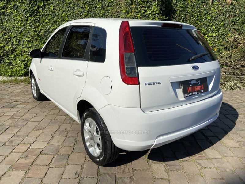 FIESTA 1.6 MPI CLASS 8V GASOLINA 4P MANUAL - 2011 - FARROUPILHA