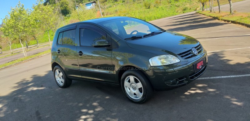 FOX 1.6 MI 8V FLEX 4P MANUAL - 2004 - BENTO GONçALVES