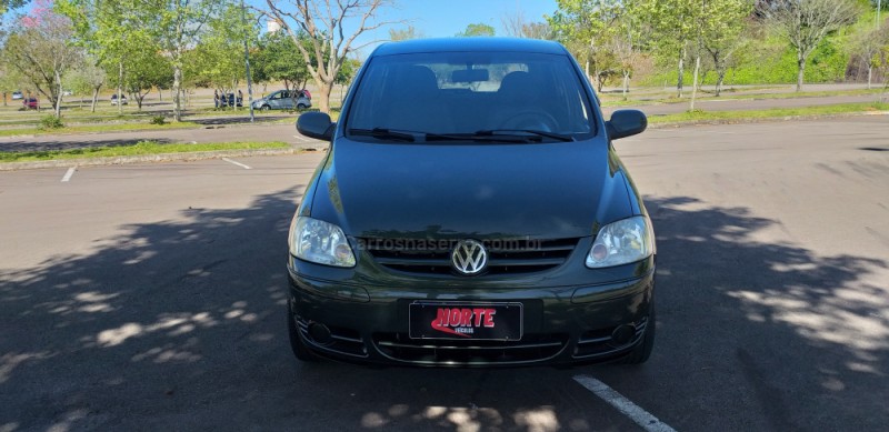 FOX 1.6 MI 8V FLEX 4P MANUAL - 2004 - BENTO GONçALVES