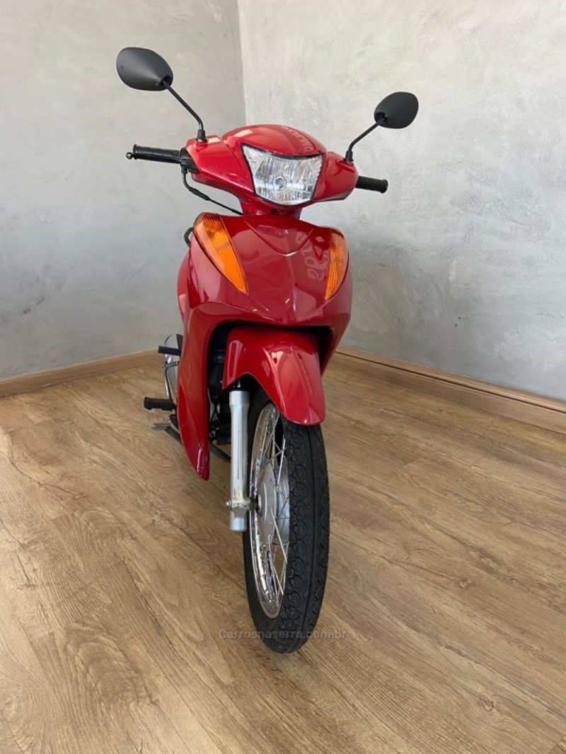BIZ 125 ES
