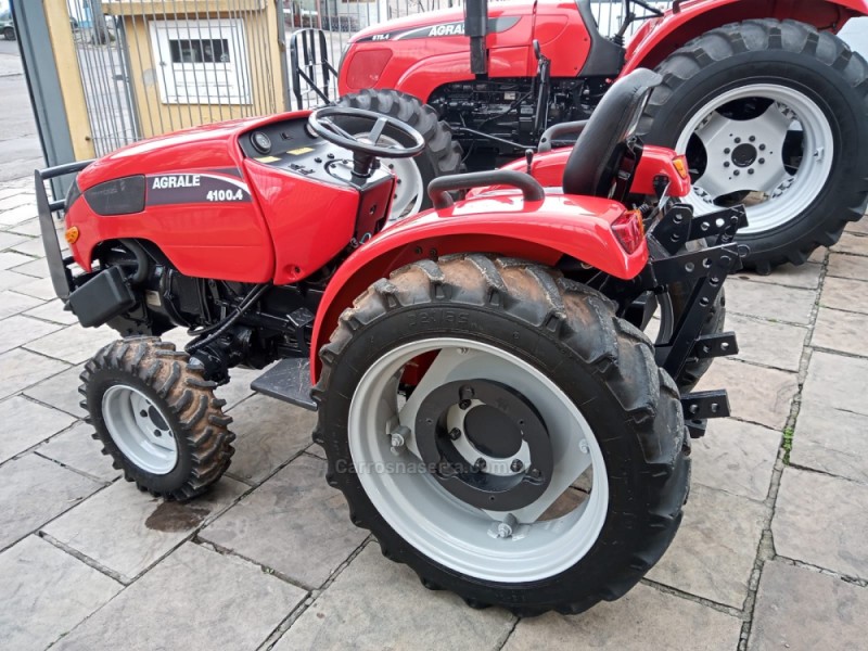 TRATOR 4100 4X4 - 2015 - BENTO GONçALVES