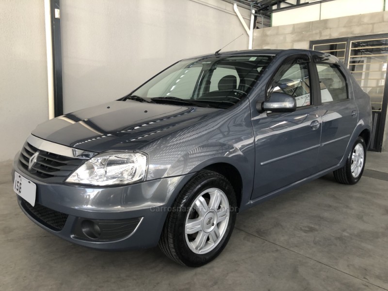 LOGAN 1.6 EXPRESSION 8V FLEX 4P MANUAL - 2011 - CAXIAS DO SUL