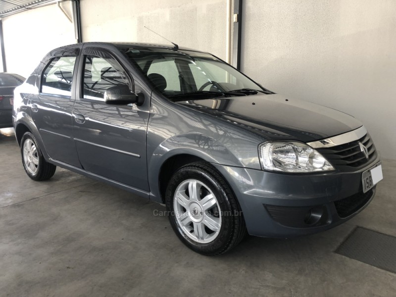 LOGAN 1.6 EXPRESSION 8V FLEX 4P MANUAL - 2011 - CAXIAS DO SUL