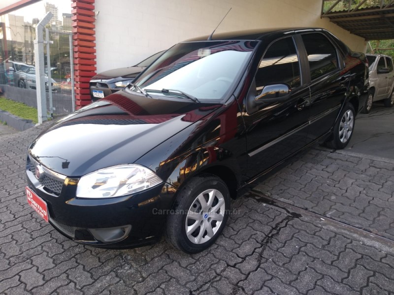 SIENA 1.0 MPI EL CELEBRATION 8V FLEX 4P MANUAL - 2015 - CAXIAS DO SUL