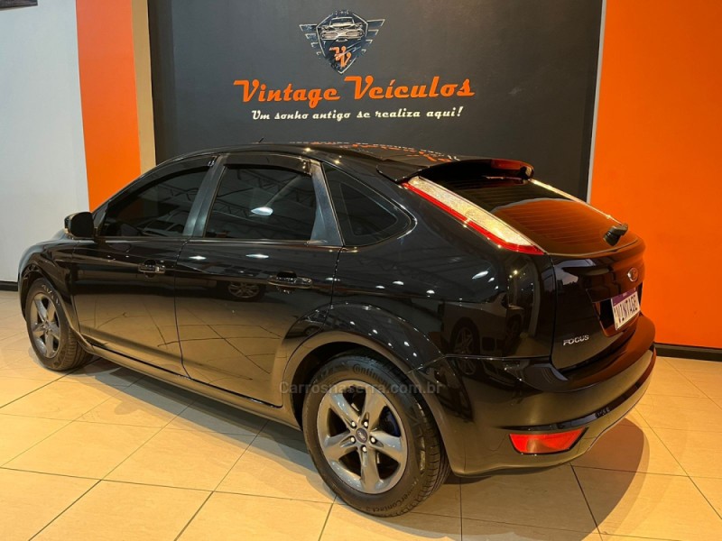 FOCUS 2.0 HC 16V FLEX 4P MANUAL - 2013 - CAXIAS DO SUL
