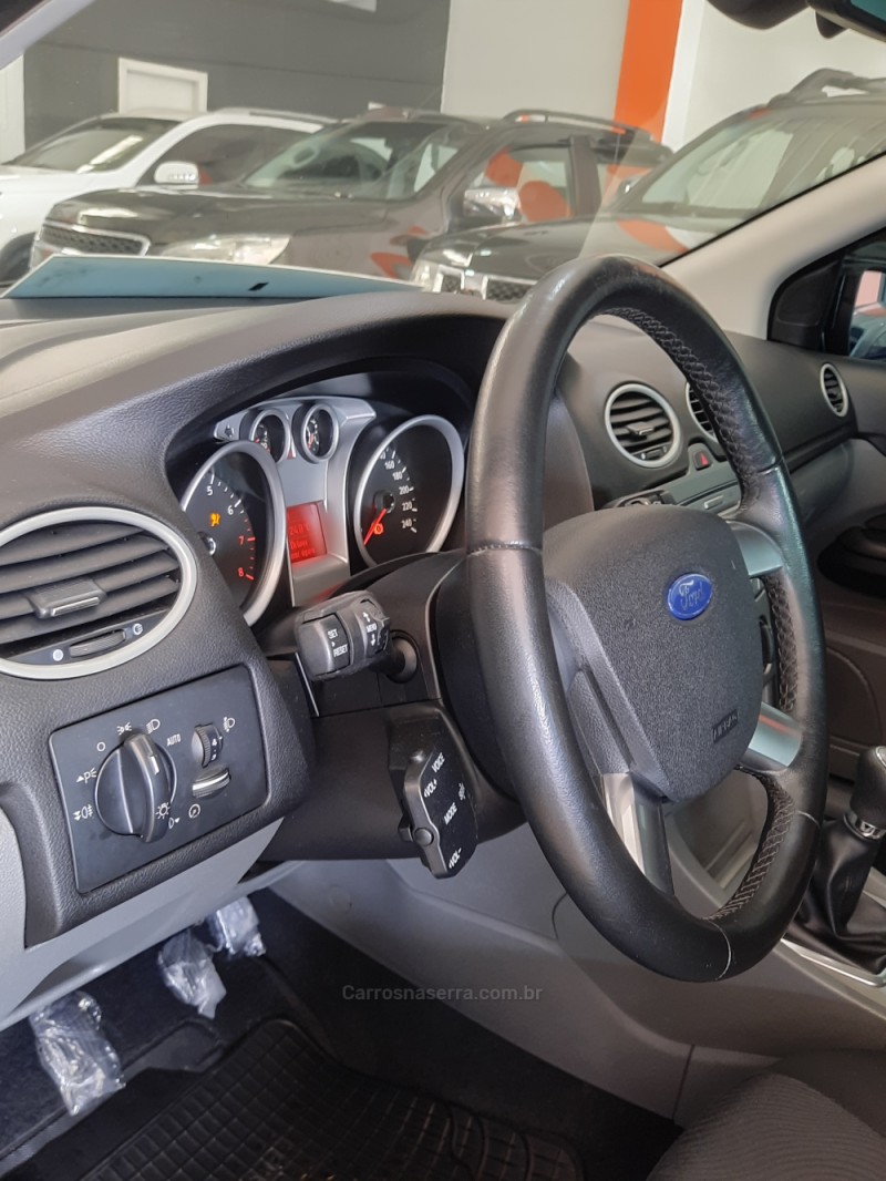 FOCUS 2.0 HC 16V FLEX 4P MANUAL - 2013 - CAXIAS DO SUL