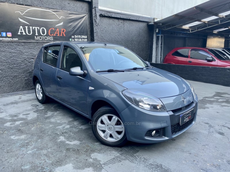 sandero 1.0 expression 16v flex 4p manual 2014 caxias do sul