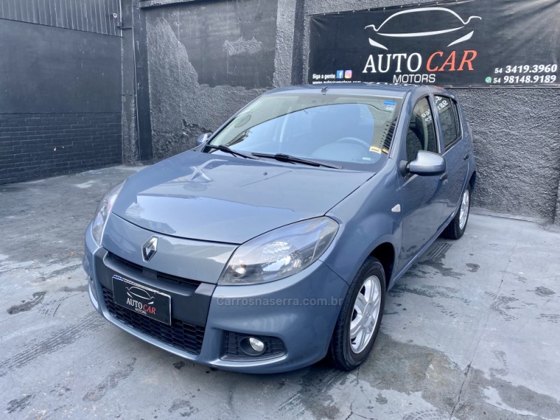 SANDERO 1.0 EXPRESSION 16V FLEX 4P MANUAL - 2014 - CAXIAS DO SUL