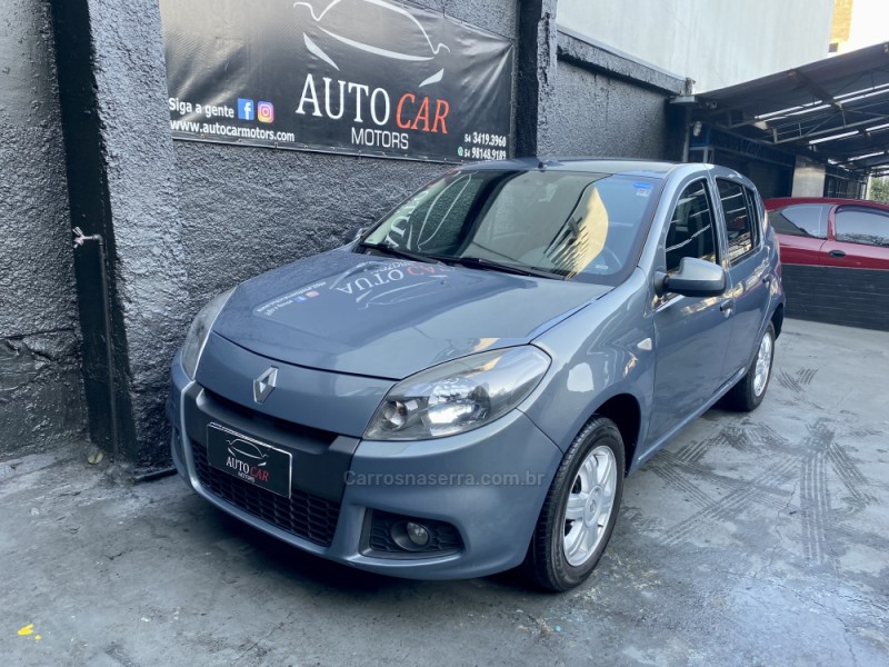 SANDERO 1.0 EXPRESSION 16V FLEX 4P MANUAL - 2014 - CAXIAS DO SUL