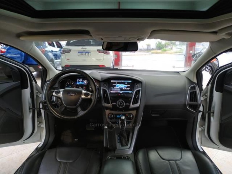 FOCUS 2.0 TITANIUM PLUS SEDAN 16V FLEX 4P AUTOMÁTICO - 2015 - CAXIAS DO SUL