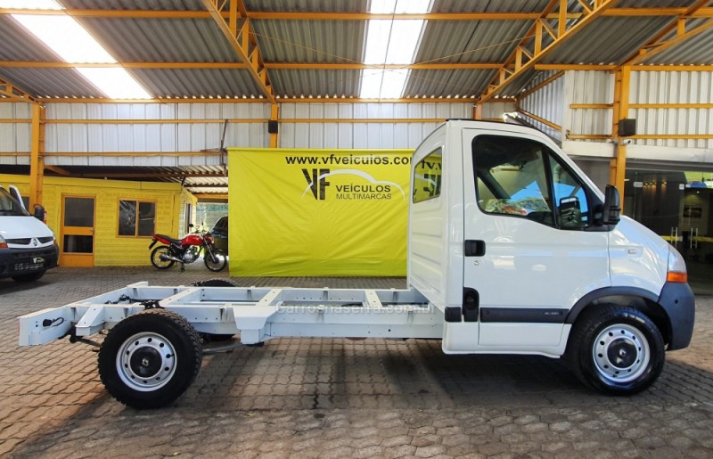 MASTER 2.5 DCI CHASSI CABINE L2H1 16V DIESEL 2P MANUAL - 2013 - CAXIAS DO SUL