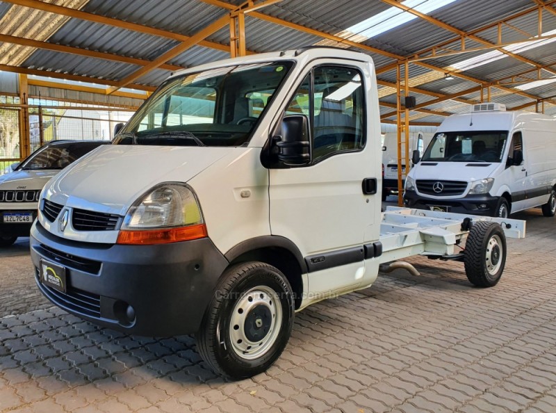 MASTER 2.5 DCI CHASSI CABINE L2H1 16V DIESEL 2P MANUAL - 2013 - CAXIAS DO SUL