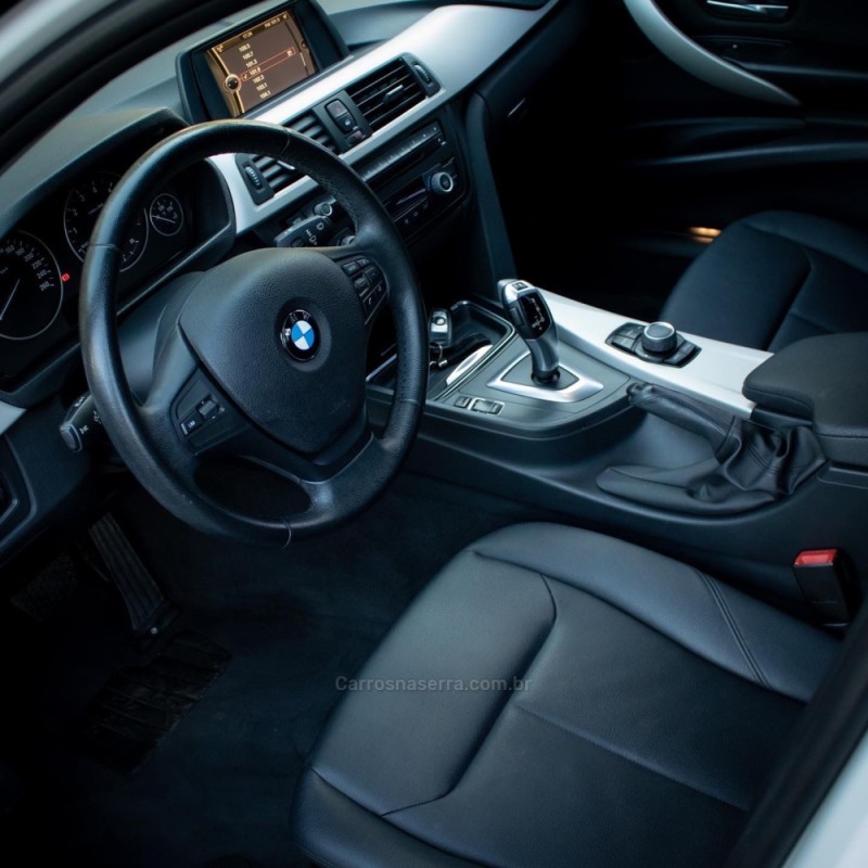 320I 2.0 16V GASOLINA 4P AUTOMÁTICO - 2014 - GRAMADO