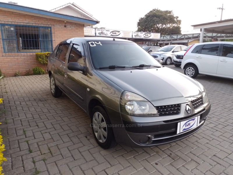 CLIO 1.0 AUTHENTIQUE 16V GASOLINA 4P MANUAL - 2004 - CAXIAS DO SUL