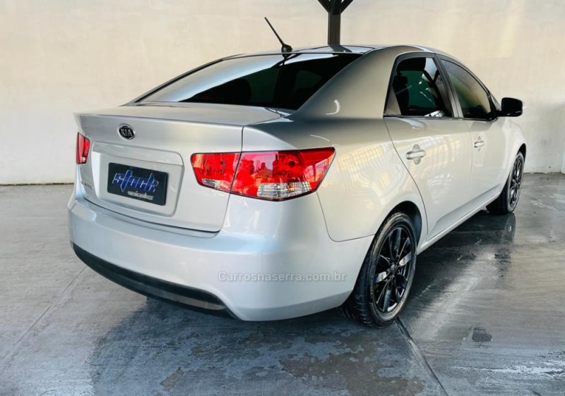 CERATO 1.6 EX3 SEDAN 16V GASOLINA 4P MANUAL - 2011 - NOVO HAMBURGO