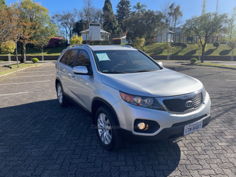 sorento 2.4 ex2 4x2 16v gasolina 4p automatico 2013 caxias do sul