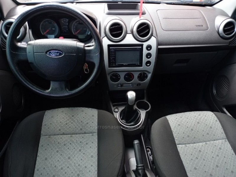 FIESTA 1.6 ROCAM HATCH 8V FLEX 4P MANUAL - 2014 - DOIS IRMãOS