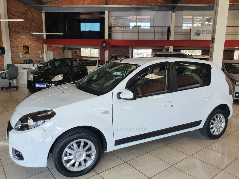 SANDERO 1.6 PRIVILÉGE 8V FLEX 4P MANUAL - 2014 - FARROUPILHA