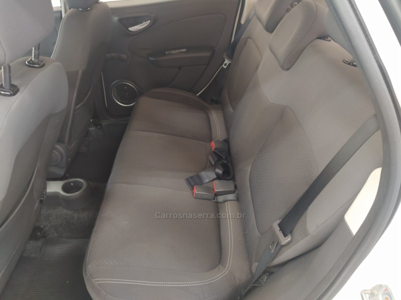 SIENA 1.4 MPI ATTRACTIVE 8V FLEX 4P MANUAL - 2013 - CAXIAS DO SUL
