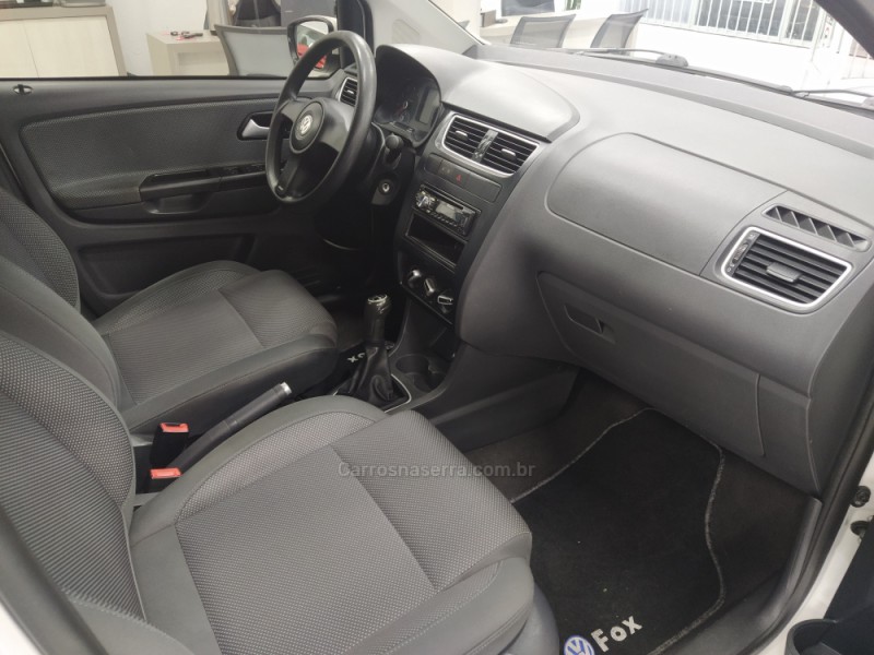 FOX 1.6 MI ITREND 8V FLEX 4P MANUAL - 2011 - CAXIAS DO SUL