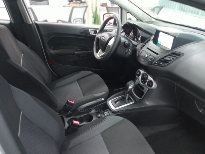 FIESTA 1.6 SEL HATCH 16V FLEX 4P AUTOMÁTICO - 2018 - CAXIAS DO SUL