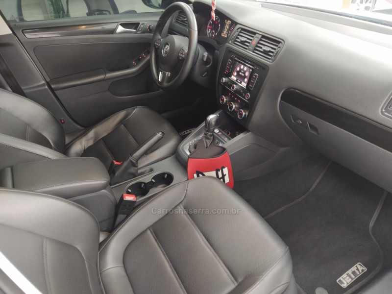 JETTA 2.0 COMFORTLINE FLEX 4P TIPTRONIC - 2013 - CAXIAS DO SUL