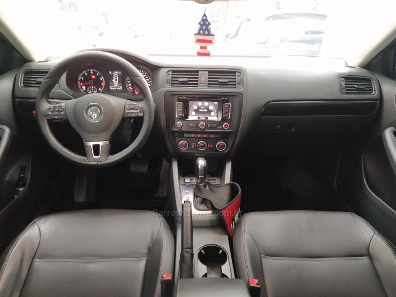JETTA 2.0 COMFORTLINE FLEX 4P TIPTRONIC - 2013 - CAXIAS DO SUL