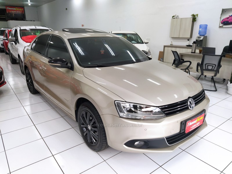 JETTA 2.0 COMFORTLINE FLEX 4P TIPTRONIC - 2013 - CAXIAS DO SUL
