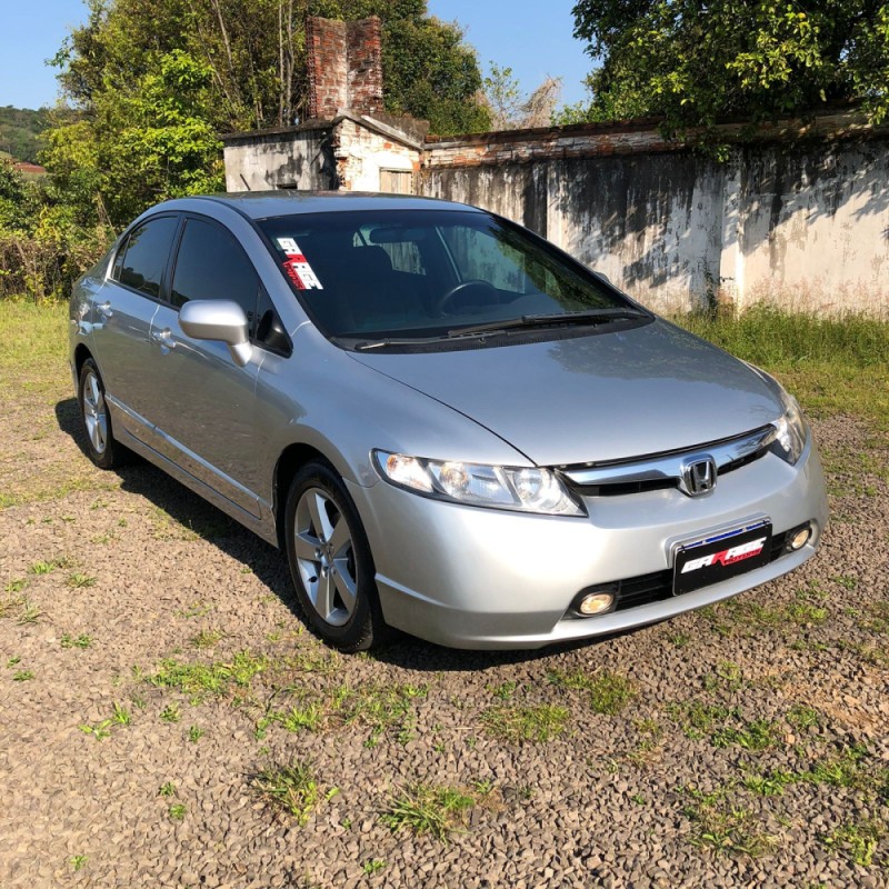 CIVIC 1.8 LXS 16V GASOLINA 4P AUTOMÁTICO