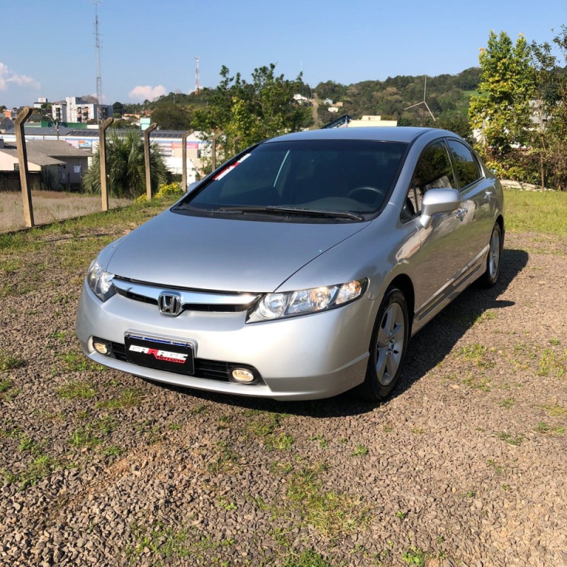 CIVIC 1.8 LXS 16V GASOLINA 4P AUTOMÁTICO - 2007 - PAROBé