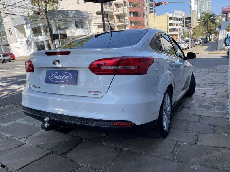 FOCUS 2.0 SE PLUS FASTBACK 16V FLEX 4P AUTOMÁTICO - 2016 - CAXIAS DO SUL