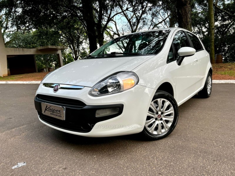 PUNTO 1.4 ATTRACTIVE 8V FLEX 4P MANUAL