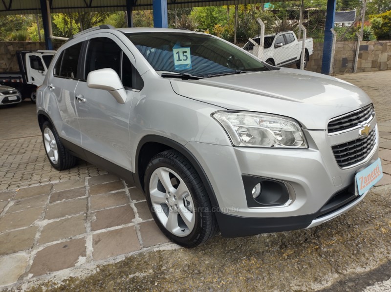 tracker 1.8 mpfi ltz 4x2 16v flex 4p automatico 2015 bento goncalves