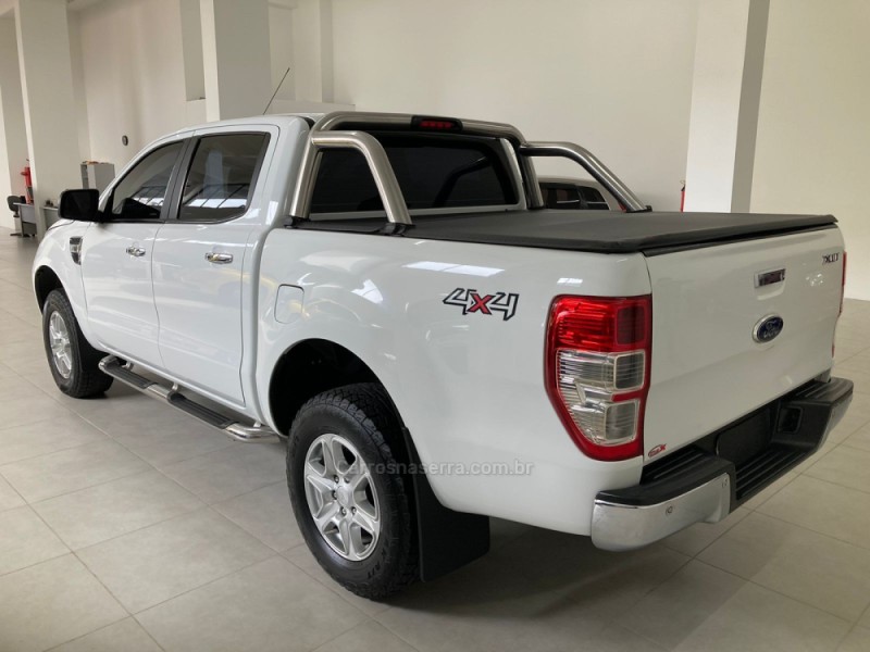 RANGER 3.2 XLT 4X4 CD 20V DIESEL 4P MANUAL - 2014 - CAXIAS DO SUL