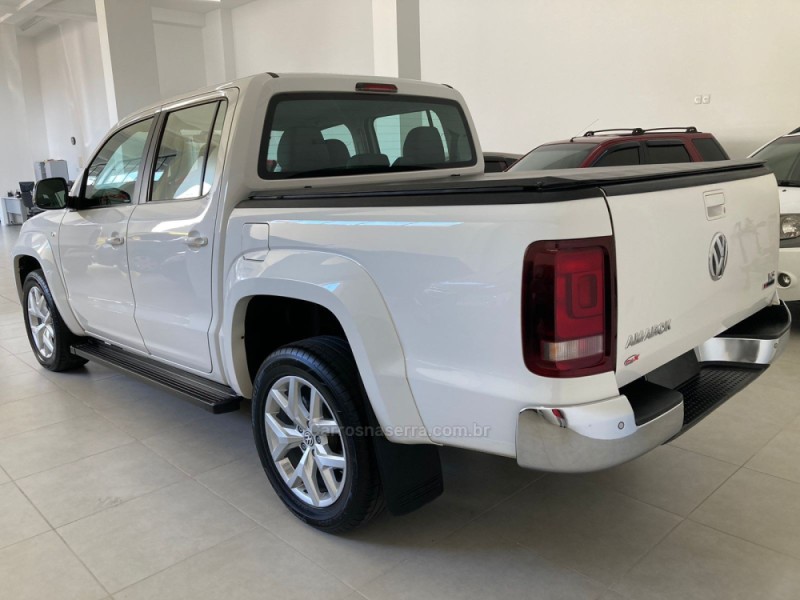 AMAROK 3.0 V6 TDI HIGHLINE CD DIESEL 4MOTION AUTOMÁTICO - 2019 - CAXIAS DO SUL