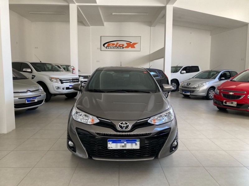 YARIS 1.5 XS 16V FLEX 4P AUTOMÁTICO