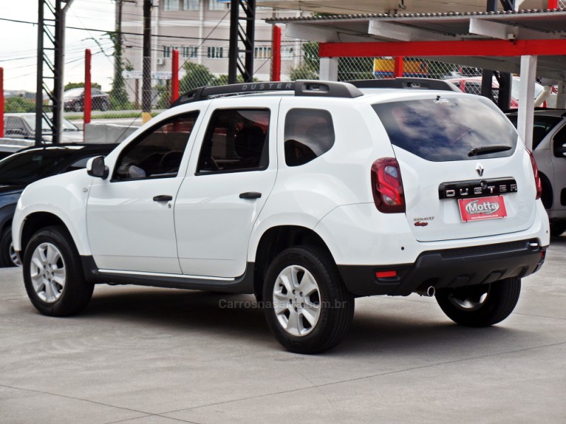 DUSTER 1.6 EXPRESSION 4X2 16V FLEX 4P MANUAL - 2016 - CAXIAS DO SUL