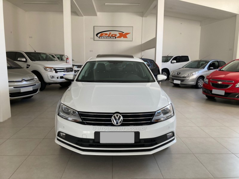 JETTA 2.0 TSI HIGHLINE 211CV GASOLINA 4P DSG