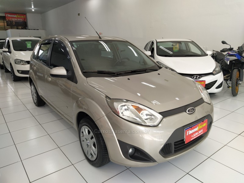 FIESTA 1.6 ROCAM SE PLUS HATCH 8V FLEX 4P MANUAL - 2014 - CAXIAS DO SUL