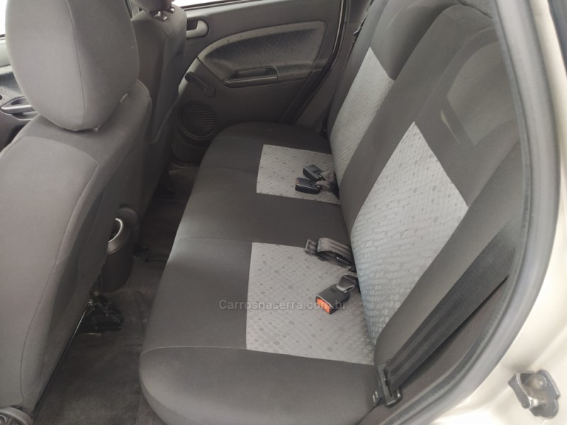 FIESTA 1.6 ROCAM SE PLUS HATCH 8V FLEX 4P MANUAL - 2014 - CAXIAS DO SUL
