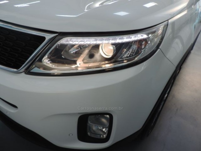 SORENTO 2.4 EX2 4X2 16V GASOLINA 4P AUTOMÁTICO - 2014 - PORTO ALEGRE